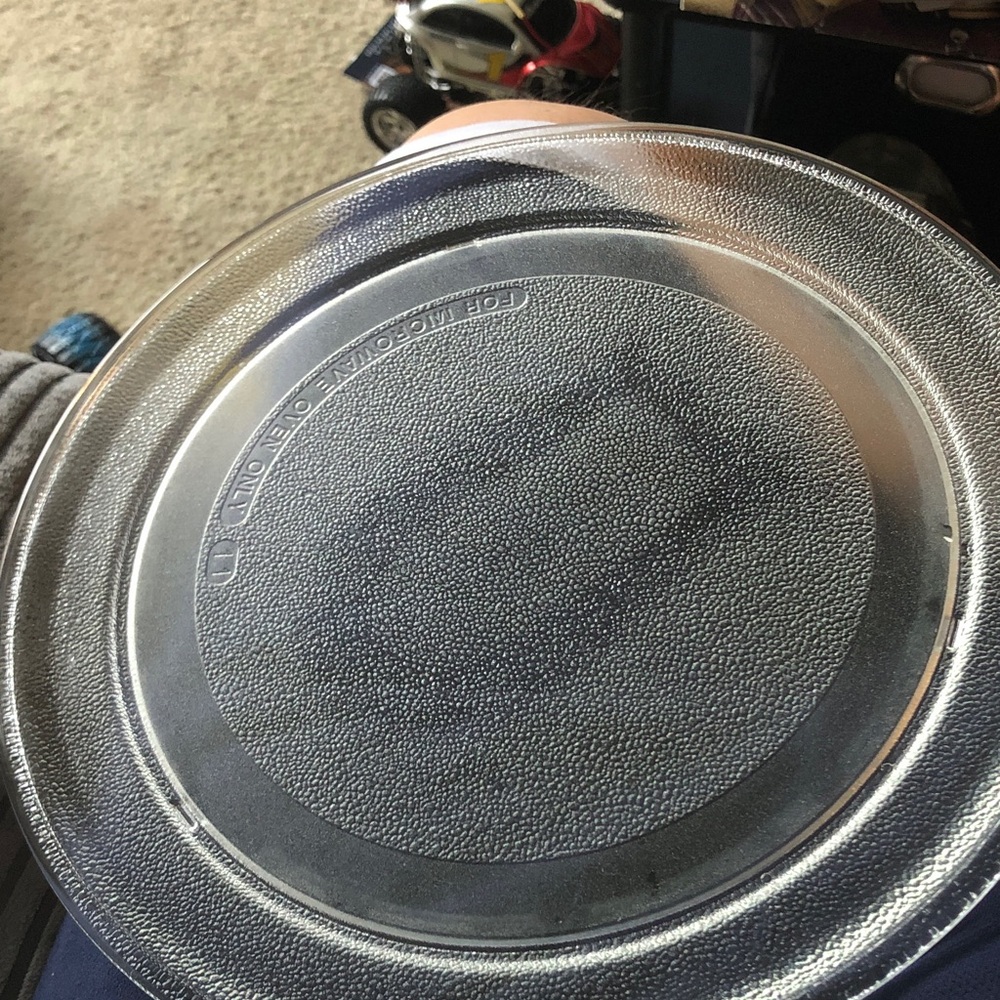 Clear Glass Decorative Plate - microwave Unbranded - Clear